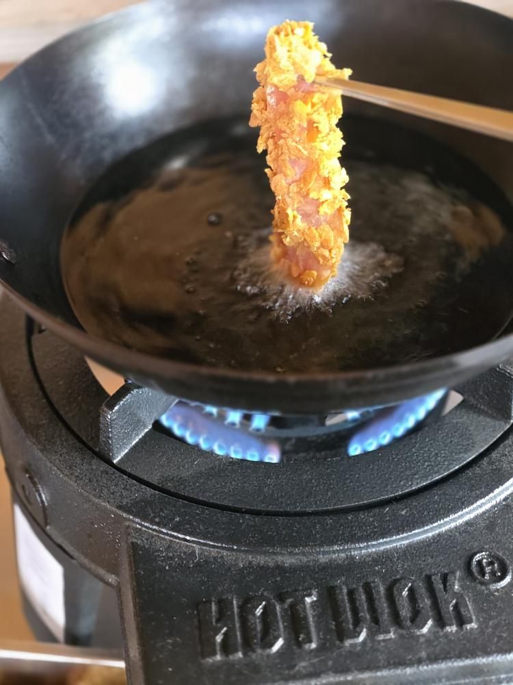 How to Deep fry in the wok – efficient and safe frying - HOT WOK