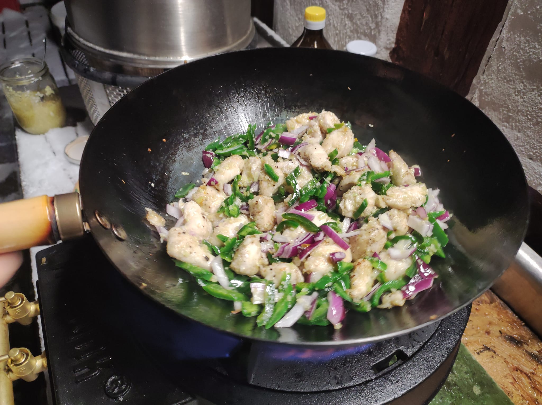 Lemongrass Chicken – HOT WOK