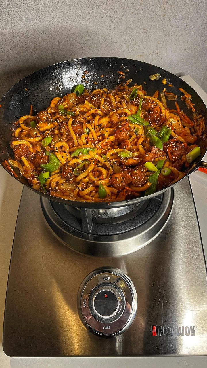 Yaki Udon by HOT WOK – HOT WOK