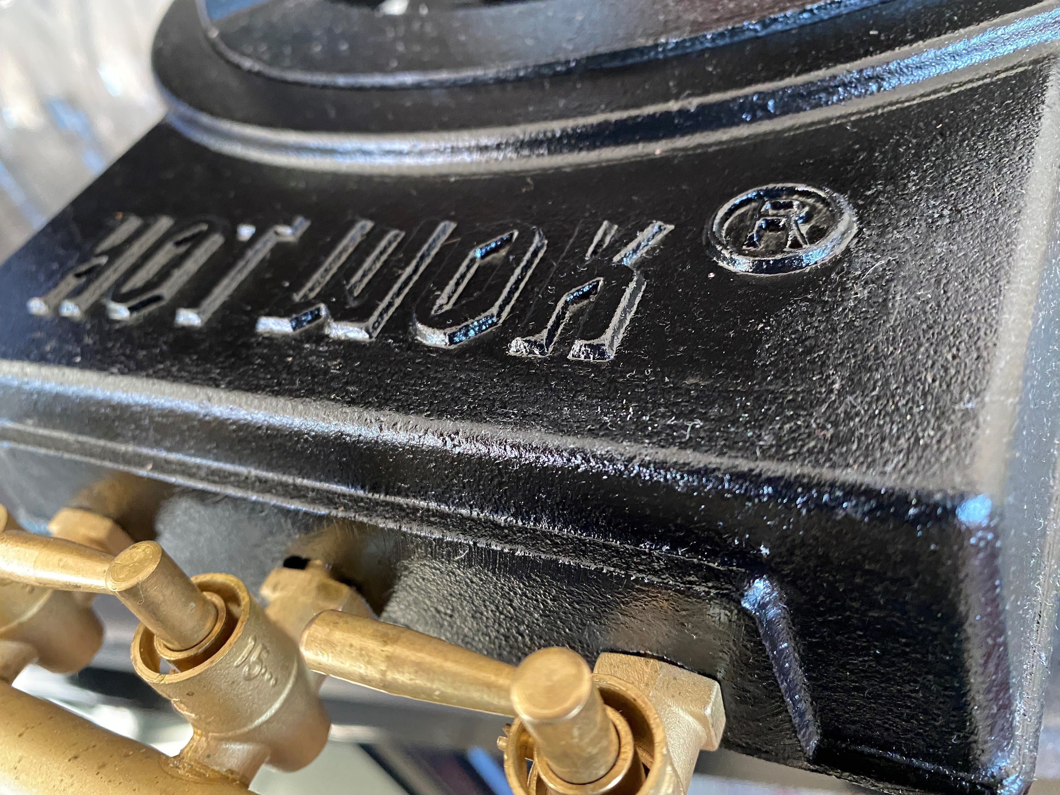 HOW TO: Maintenance of your HOT WOK Gas Stove – Cast iron - HOT WOK