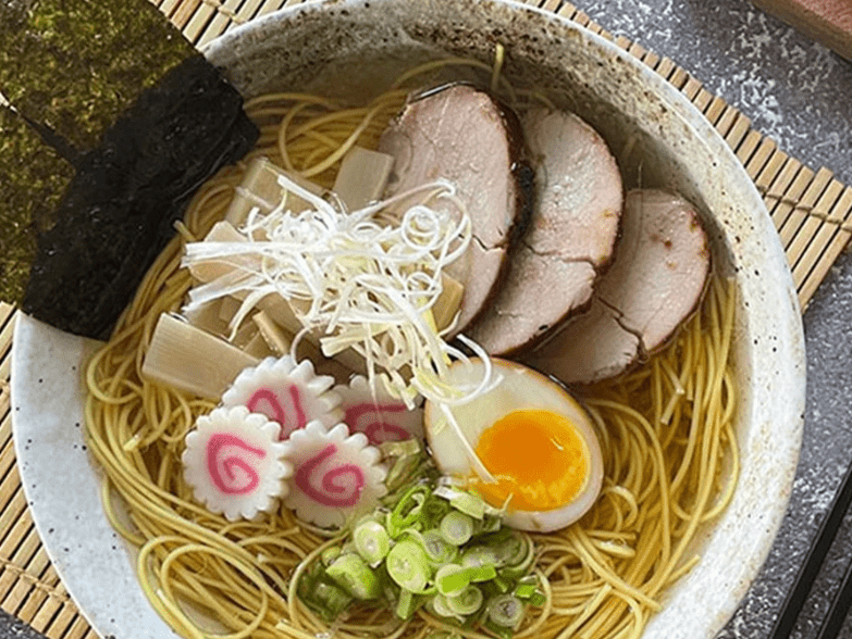 Japanese Ramen with Dashi - HOT WOK