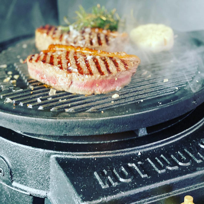 Perfectly sear steaks on the HOT WOK Grillpan - HOT WOK